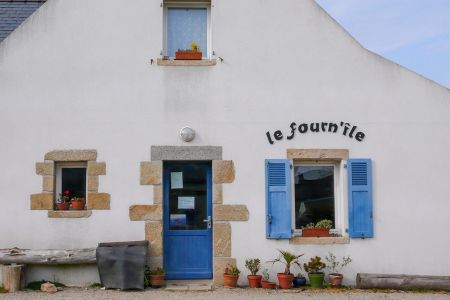 Illustration : Devanture de la boulangerie d'Hoedic